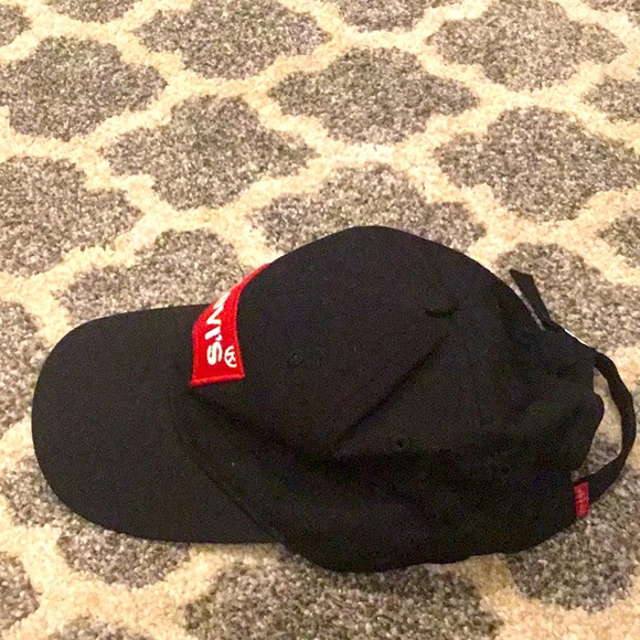 Levi hat - Picture 2 of 4